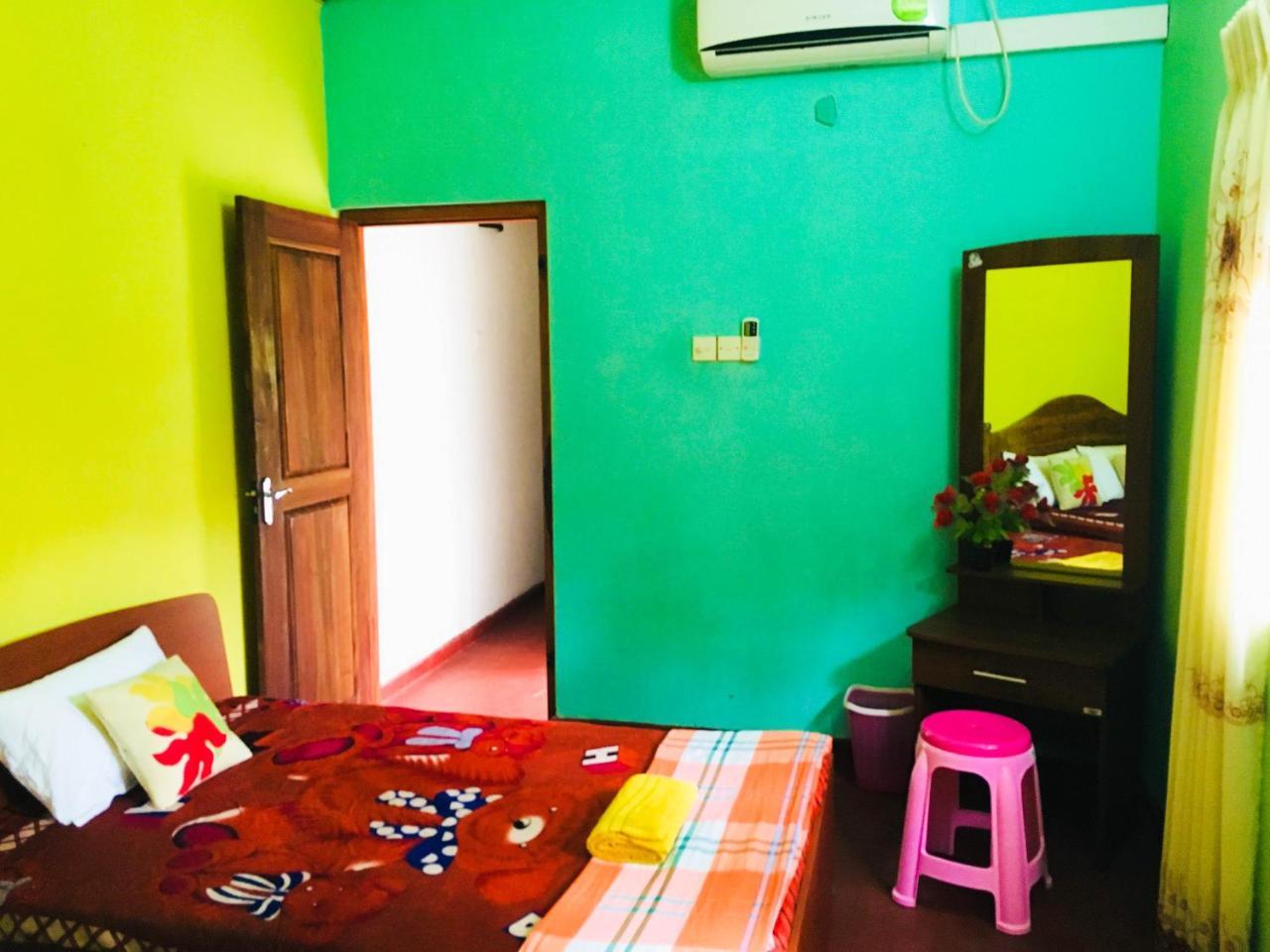 Sudu Neluma Home Stay Polonnaruwa Ngoại thất bức ảnh