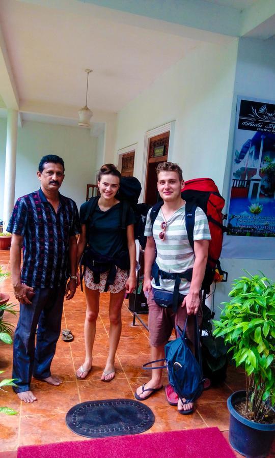 Sudu Neluma Home Stay Polonnaruwa Ngoại thất bức ảnh
